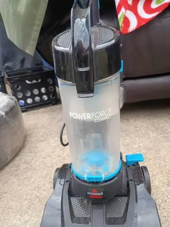 Vacuum Cleaner Bissell Power Force Bagless $20
