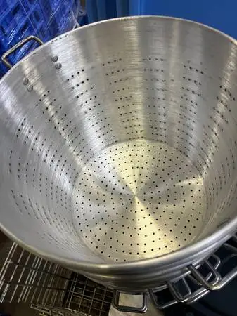 Large Aluminum Strainer Pot - NEW  ----EACH