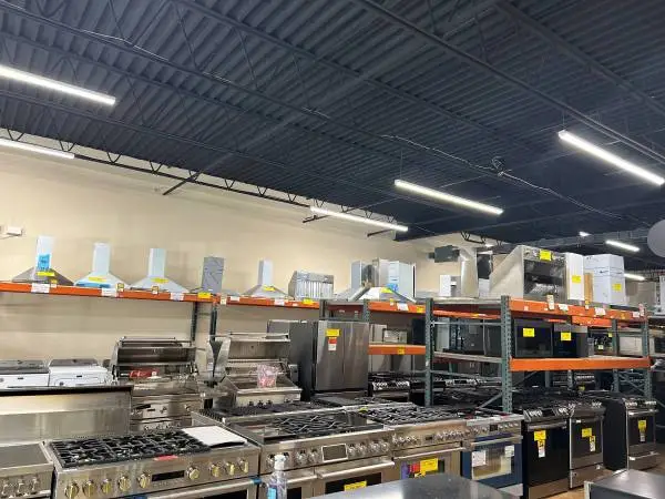 WALL MOUNT VENT HOOD STARTING AT $19 OVER 40 TO CHOOSE FROM