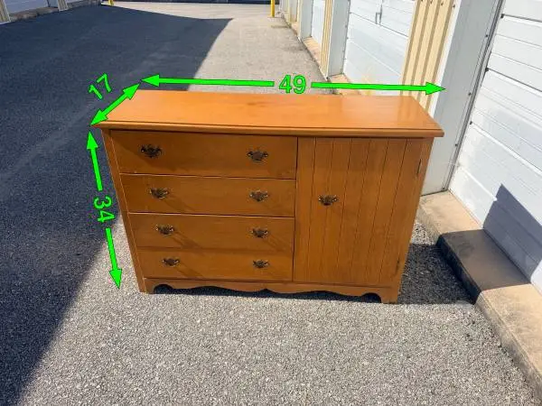 Wooden dresser / armoire