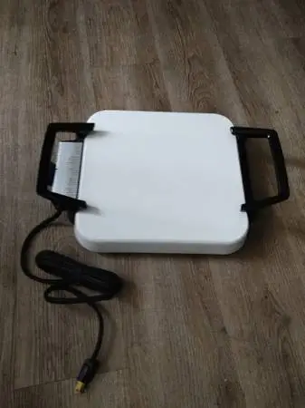 Corning Ware Electric Skillet (Model: P-12-ES) For Sale