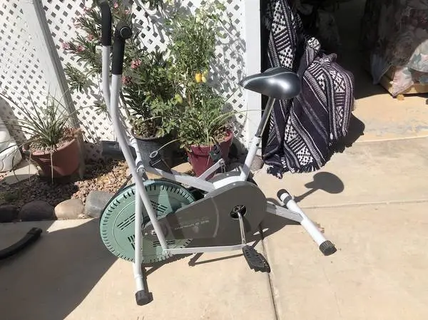 Exercise Bike - Weslo Pursuit E 25 Dual Action Upright Bike