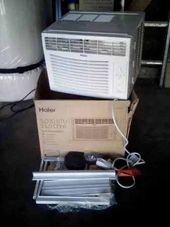 Window air conditioner