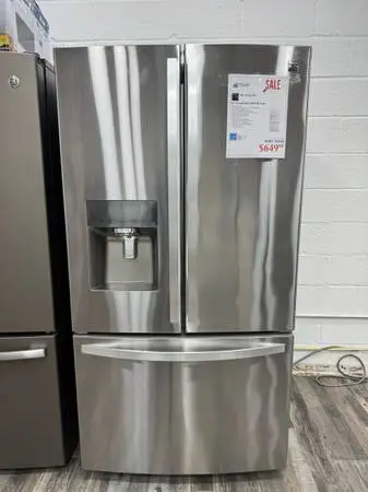 Kenmore 36”W Stainless Steel French Door Refrigerator Excellent Condition