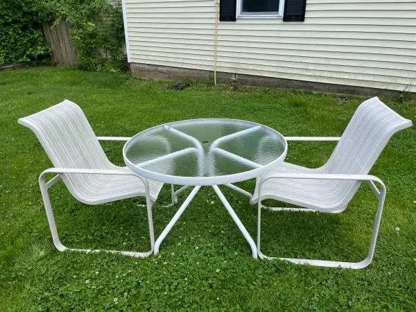 PATIO SET Glass Top Table & 2 Matching Chairs (aluminum)