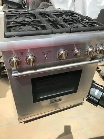 30  Thrermador  Stainless Range stove