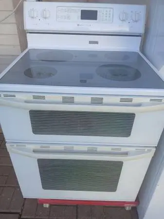 Maytag  Double  oven Electric flat top Stove