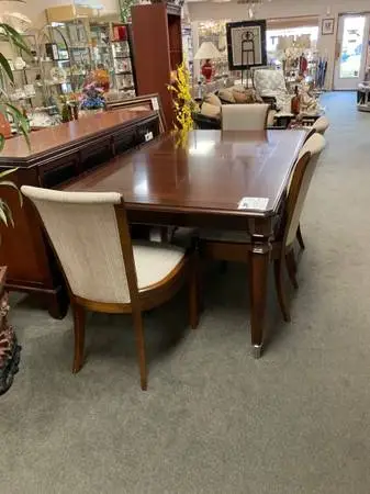 Dining Table with 4 Chairs
