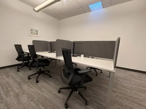 Flexible Hot Desk Memberships: Daily, Weekly, or Monthly Access