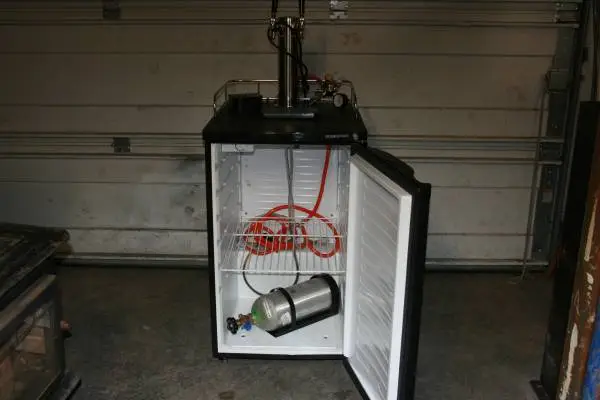 keggerator  refridge