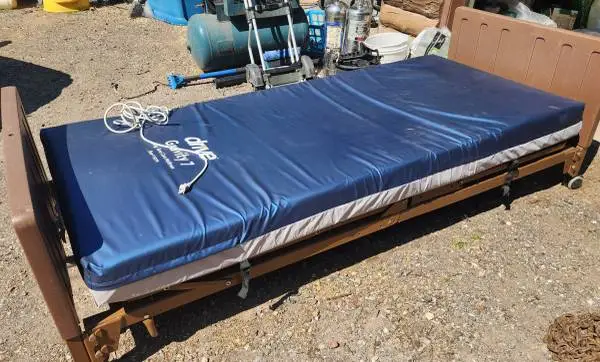 Adjustable bed