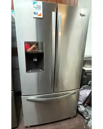 Whirlpool Refrigerador de 3 Puertas en Acero Inoxidable