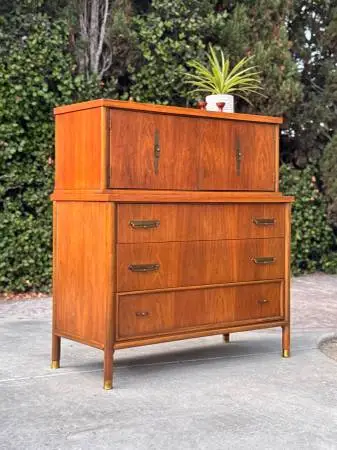 Vintage 1960s Mid Century Modern 5-Drawer Tall Walnut Dresser Chest