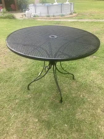 ……42” Patio Table