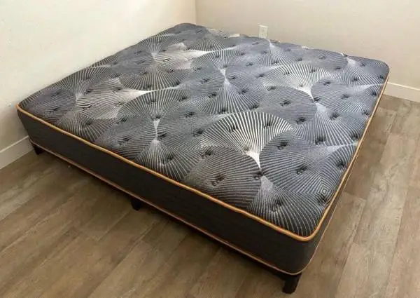King Size Bed For Sale