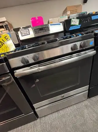 GE gas stove stainless steel in good conditions with warranty