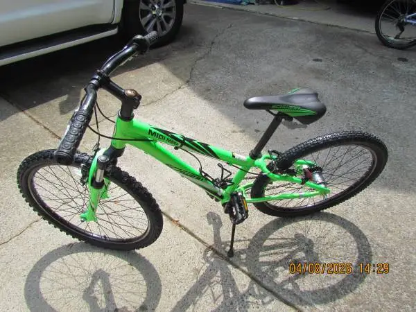 24SCHWINN MIDIMESA MOUNTAIN BIKE