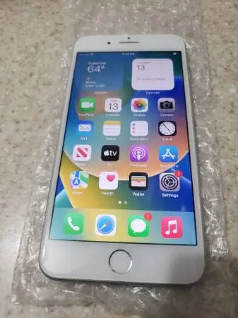 White Apple Iphone 8 Plus 64gb Unlocked Batt 100% IOS 16.7.11