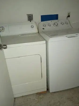 GE Washer & Whirlpool Dryer Set