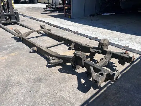 GMC Sierra 1500 Frame 2019-2025 Chevrolet Silverado 1500 Crew Cab 4x4