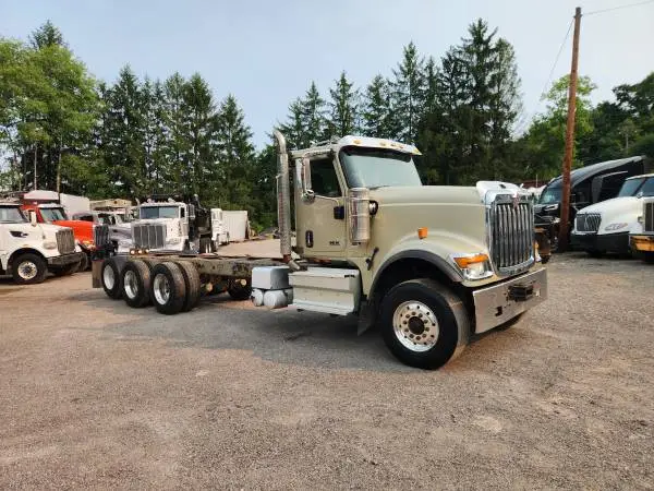 2018 International HX Cab & Chassis