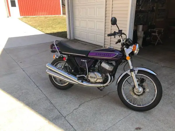 Looking to buy old motorcycles