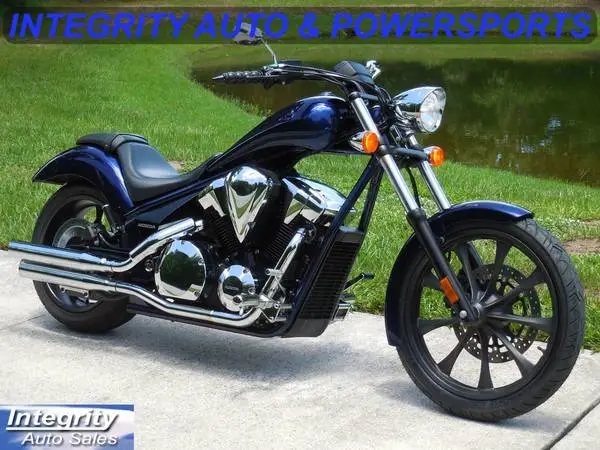 2019 HONDA FURY 4K MILES LIKE NEW CONDITION NO BS DEALER FEES HERE!