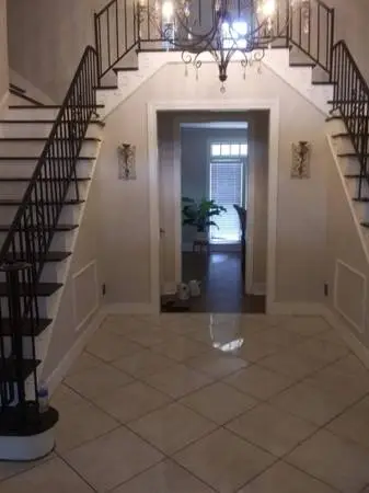 S & J Tile