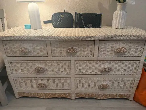 Bedroom Set /Wicker