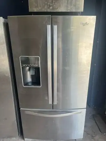 Stainless steel frenchdoor refrigerator