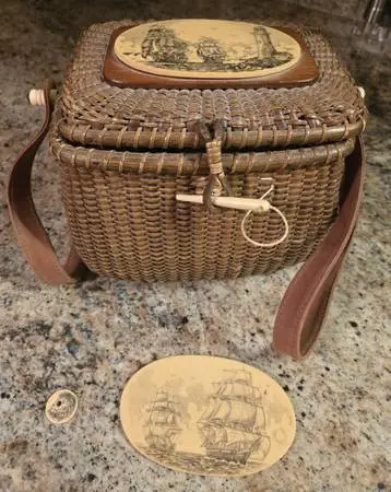 Farnum Nantucket Lightship Basket