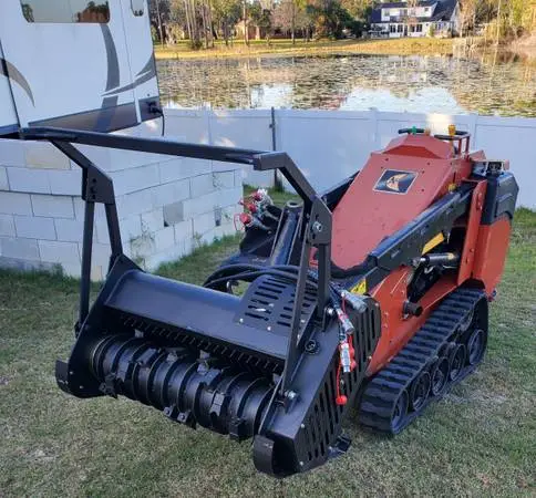 Ditch Witch SK1050 Mini Skid Steer Loader 37hp 1062 lb rated