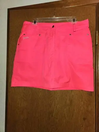 Women’s Golf Skorts, Coral color - NEW