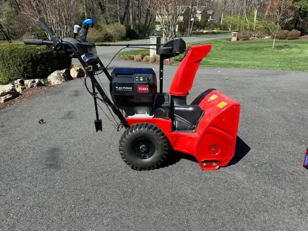 Toro Battery Power Snow Blower