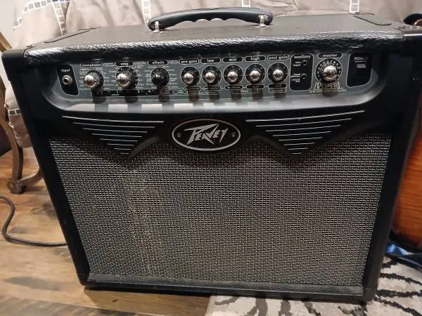 Peavey Vypr-75watt 1x12 Combo Modeling Amp