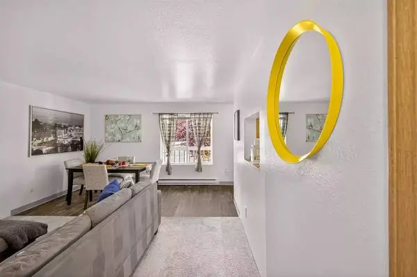 Crazy low rent prices!!! Apply now