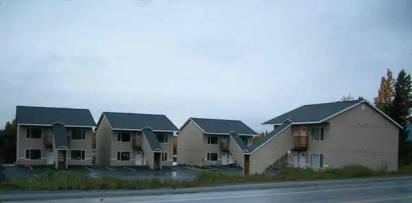Like New Airport/Jewel Lake 1 BR - NO Smokers or PETS