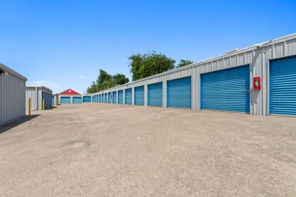 Secure and Simple Storage In Red Oak! Give Us A Call!