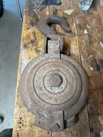 Vintage 8” Sheave SWL 3 Ton Pulley