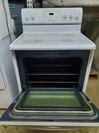 White Frigidaire Stove/Oven