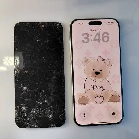 Pantallas de repuesto para celulares iPhone desde el 11 hasta el 17
