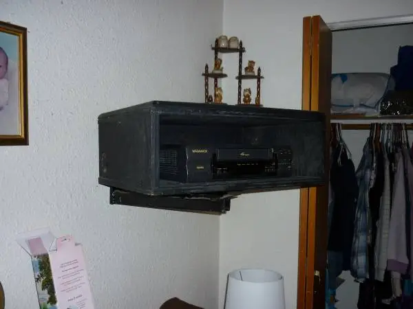 Rotating Wall Mount TV Stand