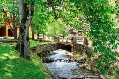 OCT FALL 2026 - WALK to ANAKEESTA-The VILLAGE- AQUARIUM -Best Location