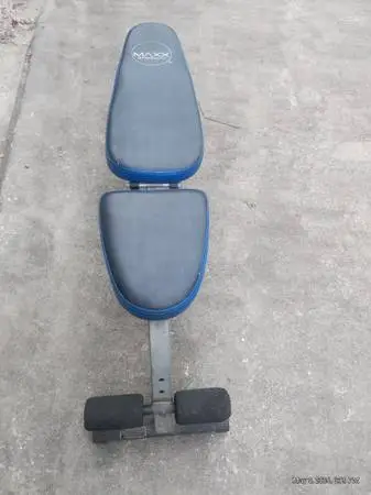 Adjustable Flat Bench