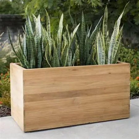 I MAKE PLANTERS