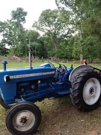 74 Ford 2000 diesel