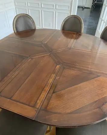 Williams Sonoma Jupe Dining Table