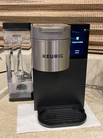 K2500 Commercial Keurig Coffee Maker (with Resevoir add on kit)