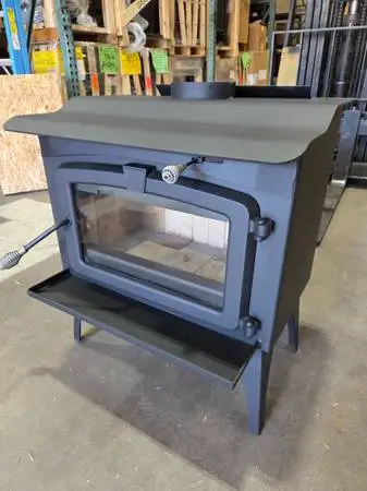 PLEASANT HEARTH FREESTANDING WOOD STOVE