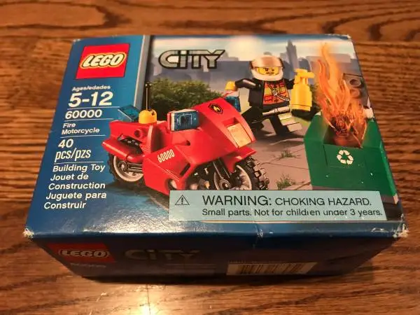 LEGO CITY 60000 FIRE MOTORCYCLE ~ NEW IN BOX ~ Retired